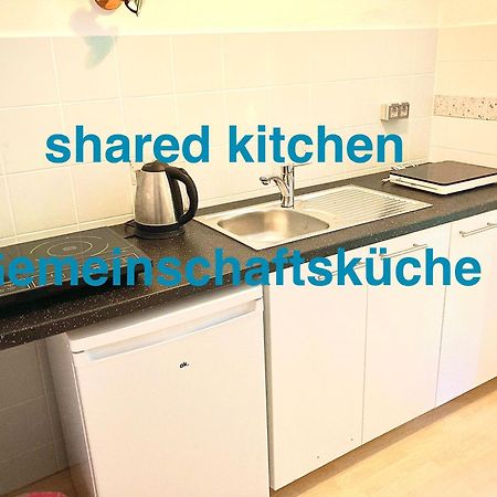 Apartment & Monteurzimmer Виена Екстериор снимка